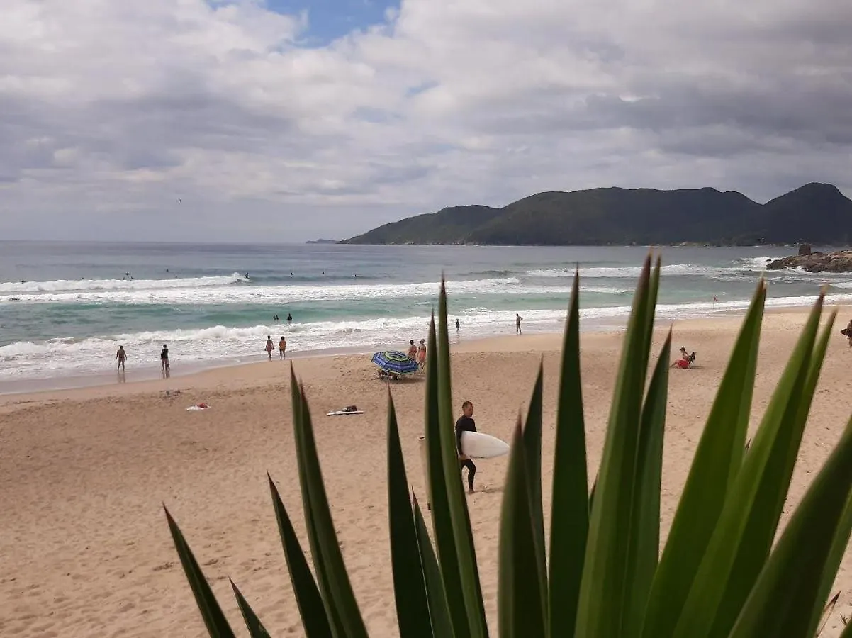 Edícula completa perto da praia. Florianópolis Apartamento