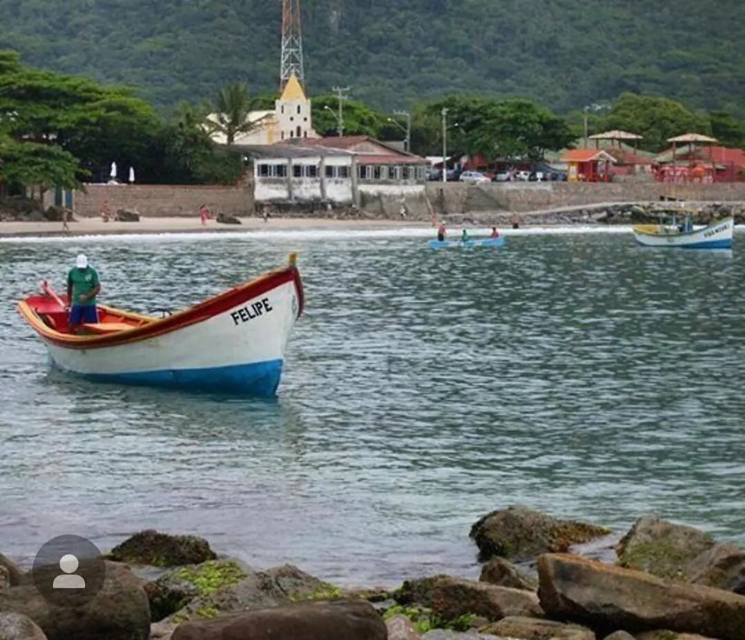 Edícula completa perto da praia. Florianópolis